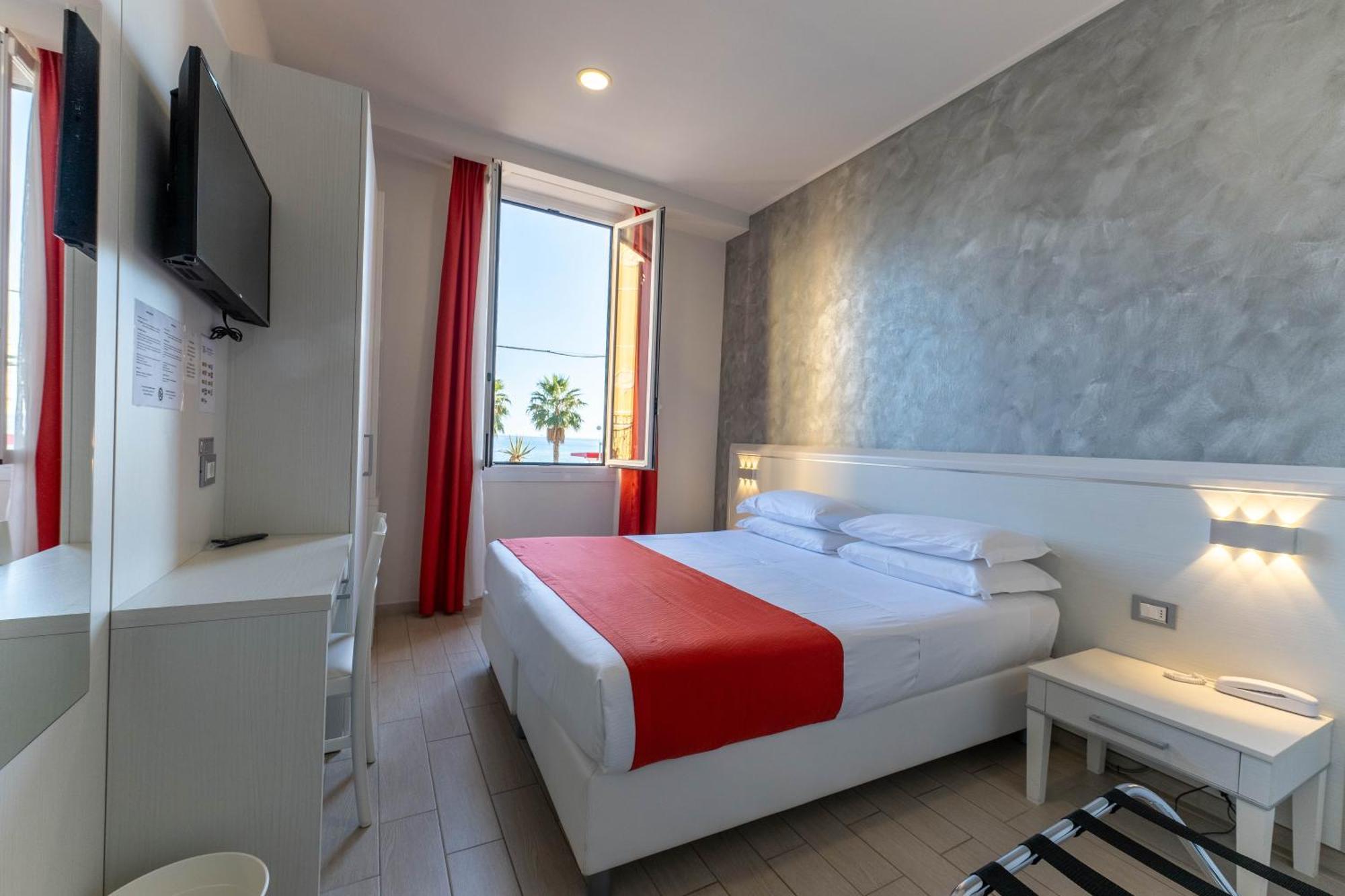 Staying Near Golf Club Arenzano: 5 Hotel Economici a Confronto